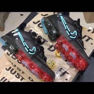 Name brand shoes Nike’s to Jordan